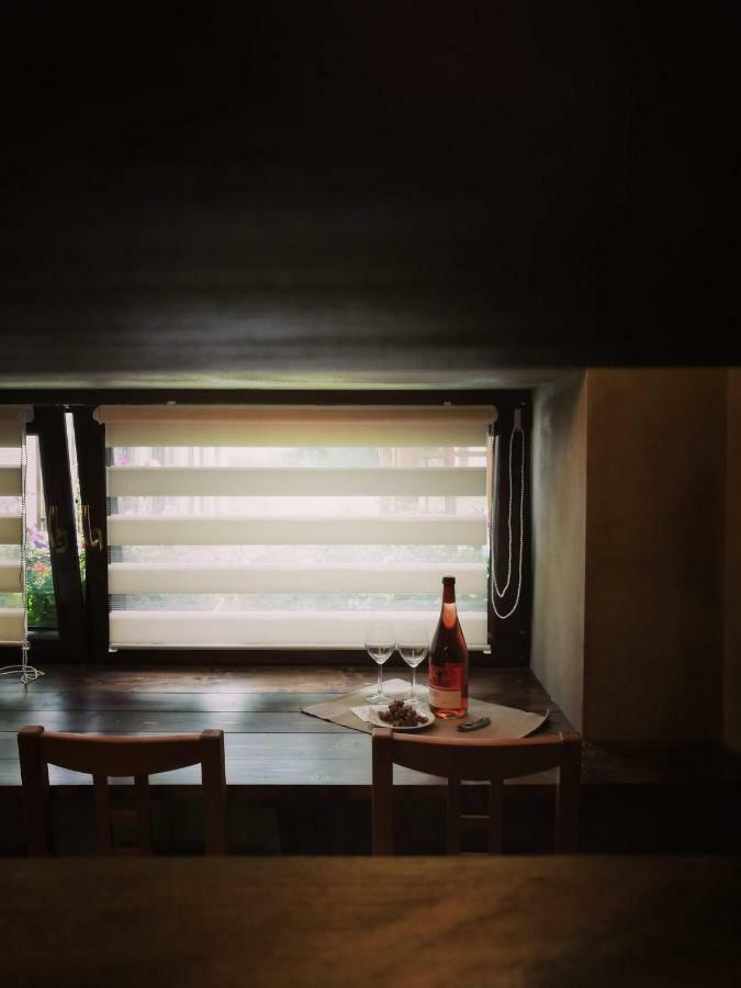 Statek "Two Brooms", Apartment Mirkovice Luaran gambar